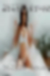 Housewife naval massage Berea